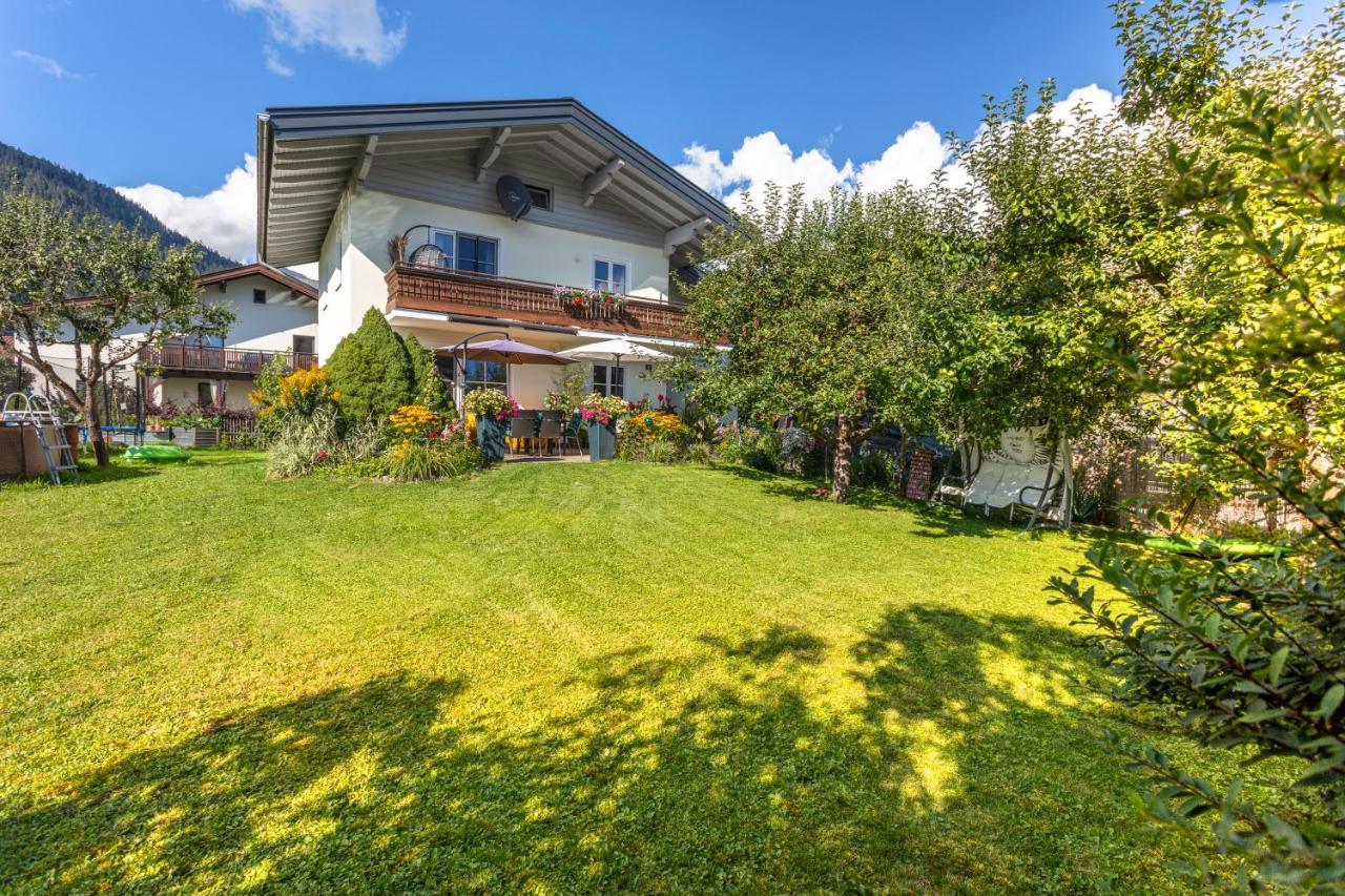 Ferienwohnung Weitblick Saalfelden Екстериор снимка